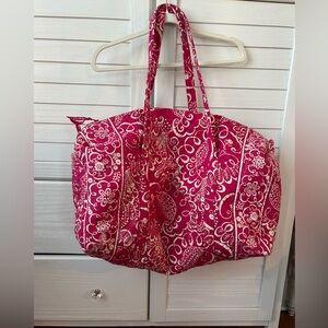 Vera Bradley - Pink Patterned overnight bag
